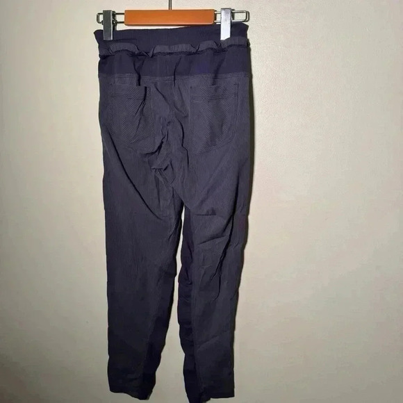 Lululemon Street To Studio Pant *Unlined 2 - Picture 8 of 10